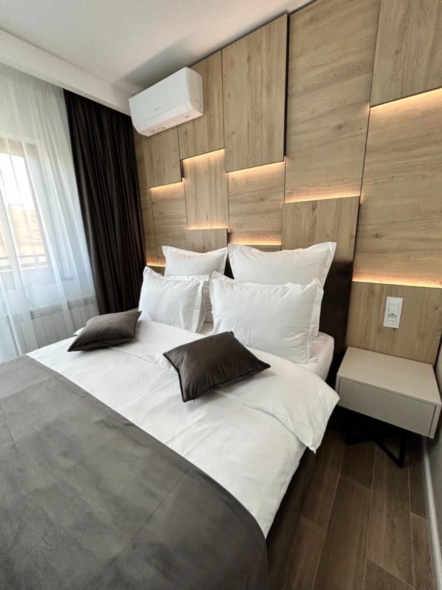 Monarc Boutique Aparthotel - Self Check-In Visan Exterior photo